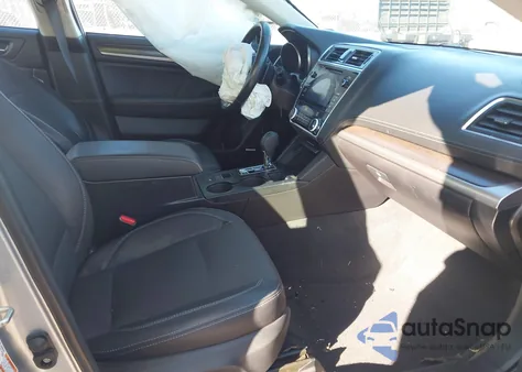 2018 Subaru Legacy 2.5I Limited z USA, uszkodzony, nr VIN 4S3BNAN61J3016754